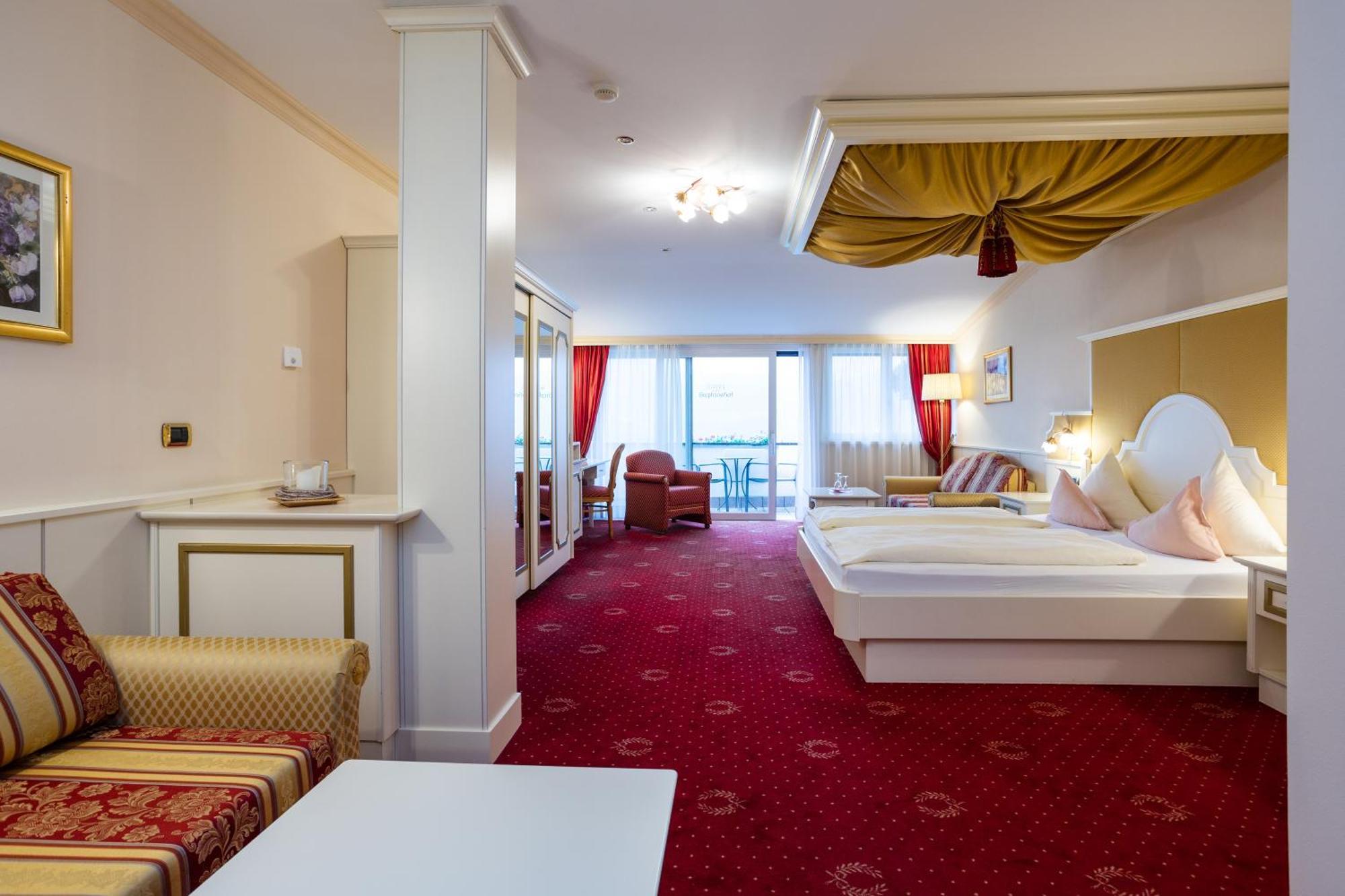 Granpanorama Hotel Stephanshof วิลลานโดร ภายนอก รูปภาพ